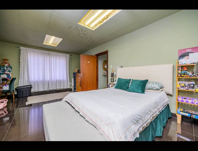 3 BEDROOM SECTIONAL TITLE FOR SALE IN RESERVOIR HILLS